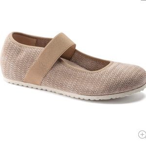 NWOT Birkenstock Tess Embossed Leather Flats